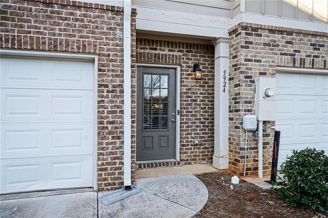 5924 Cassie Drive, Lithonia, GA 30038