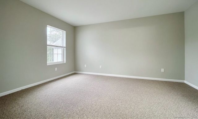 68 W Main Street, Milford, CT 06460