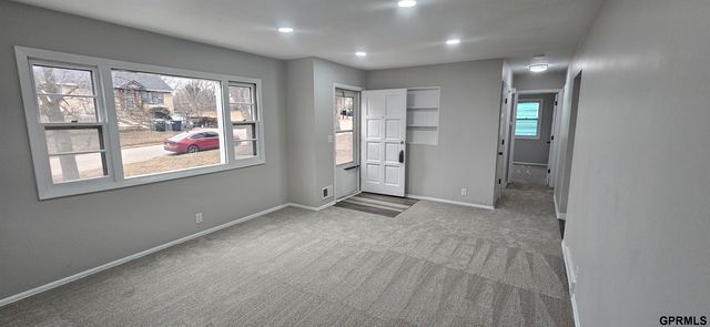 4543 N 60 Avenue, Omaha, NE 68104