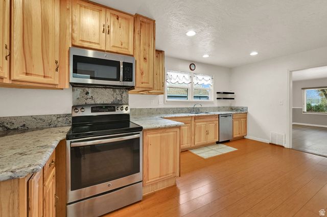 2427 D AVE, Ogden, UT 84401