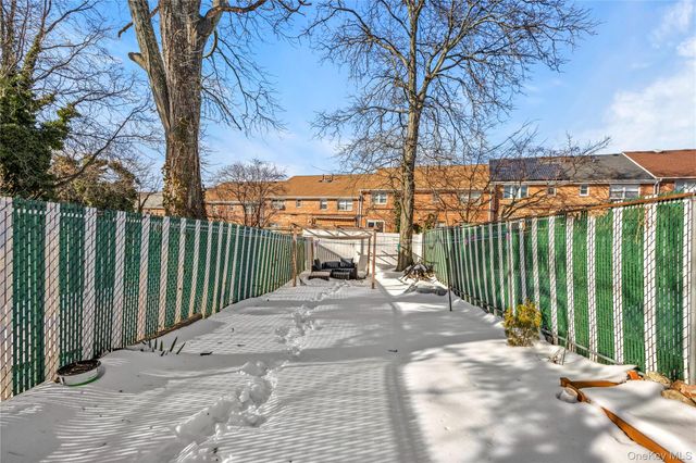 24017 67th Avenue, Little Neck, NY 11362