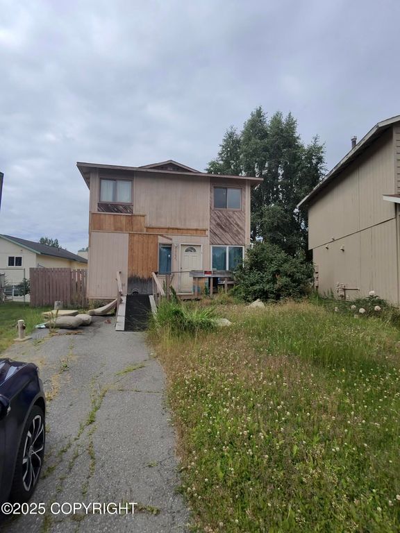 7730 Little Bend Circle, Anchorage, AK 99507
