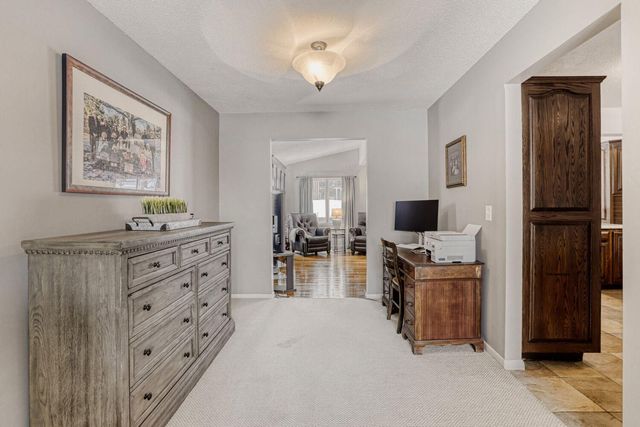 12725 11th Avenue N, Plymouth, MN 55441