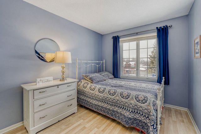 12725 11th Avenue N, Plymouth, MN 55441