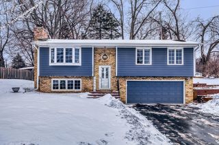 12725 11th Avenue N, Plymouth, MN 55441