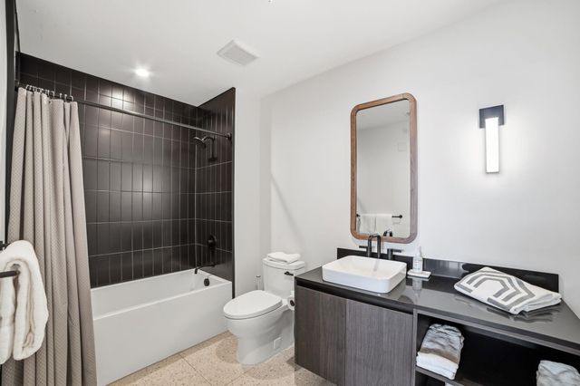 48 East Ave 1301, Austin, TX 78701