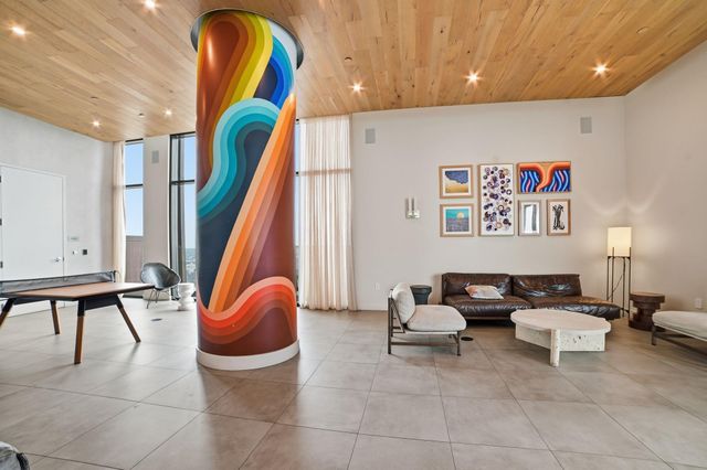 48 East Ave 1301, Austin, TX 78701