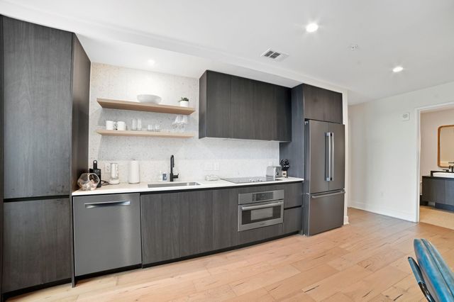 48 East Ave 1301, Austin, TX 78701