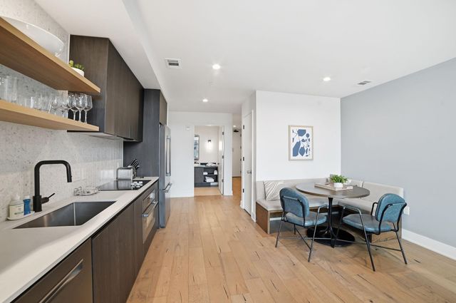 48 East Ave 1301, Austin, TX 78701