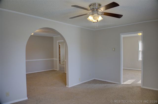 1325 S Delaware Avenue, Tulsa, OK 74104