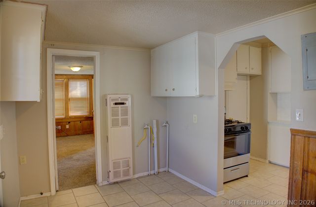 1325 S Delaware Avenue, Tulsa, OK 74104