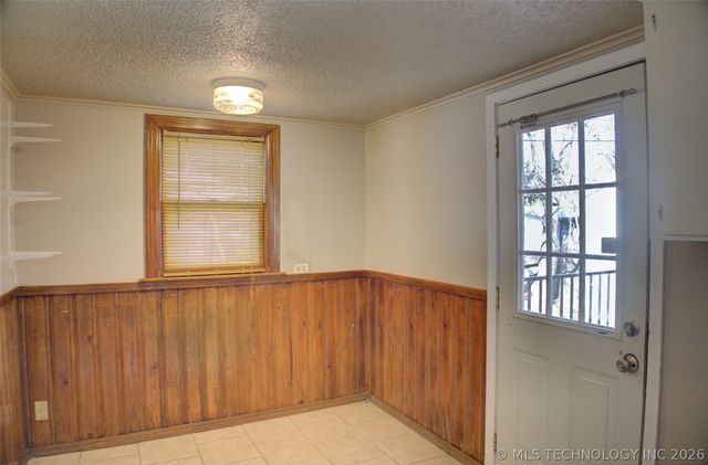 1325 S Delaware Avenue, Tulsa, OK 74104