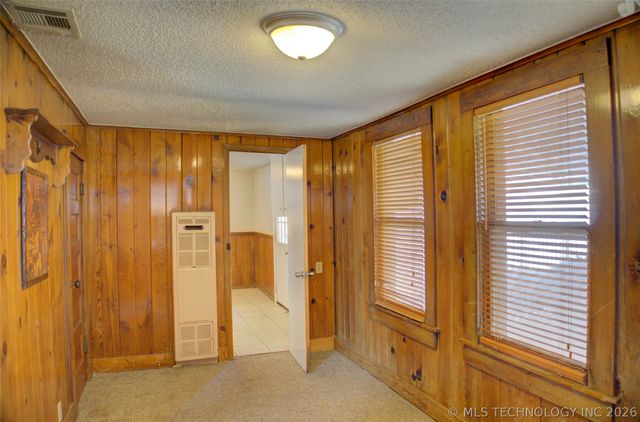 1325 S Delaware Avenue, Tulsa, OK 74104