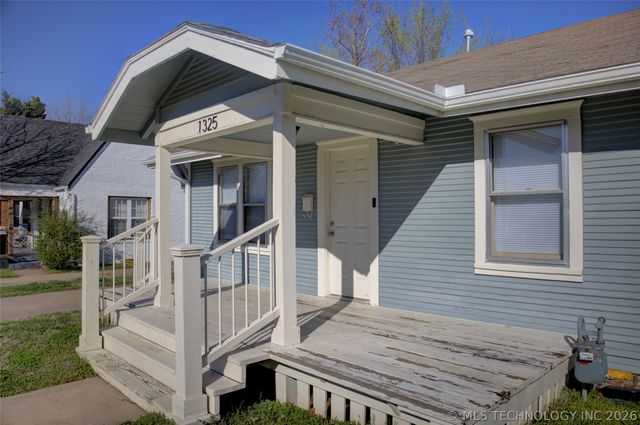 1325 S Delaware Avenue, Tulsa, OK 74104