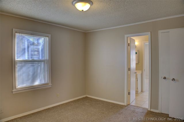 1325 S Delaware Avenue, Tulsa, OK 74104