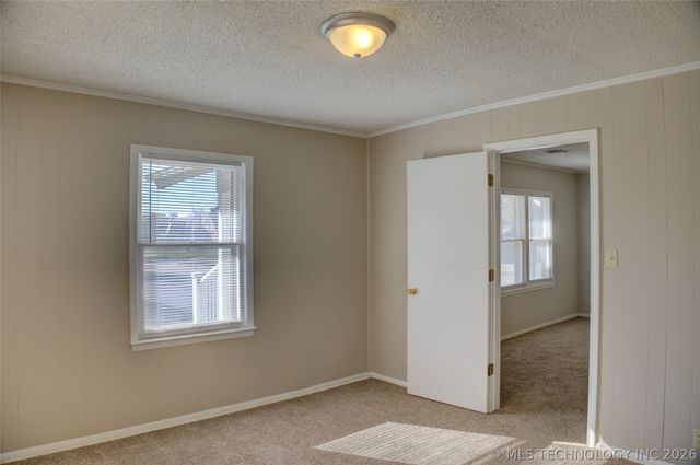 1325 S Delaware Avenue, Tulsa, OK 74104