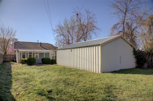 1325 S Delaware Avenue, Tulsa, OK 74104