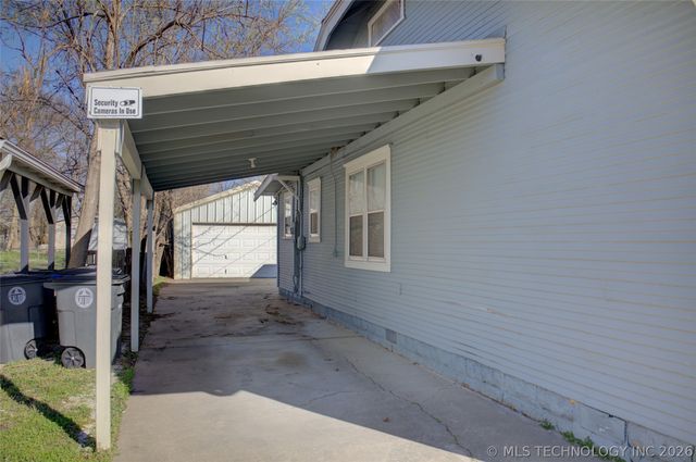 1325 S Delaware Avenue, Tulsa, OK 74104