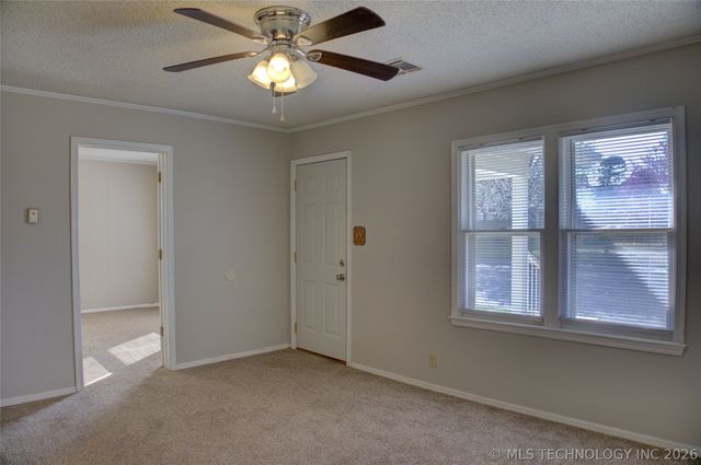 1325 S Delaware Avenue, Tulsa, OK 74104