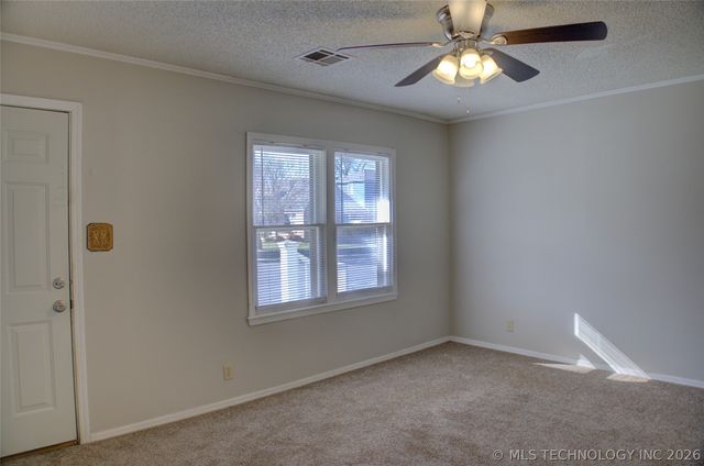 1325 S Delaware Avenue, Tulsa, OK 74104