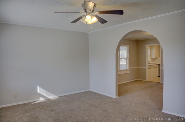 1325 S Delaware Avenue, Tulsa, OK 74104