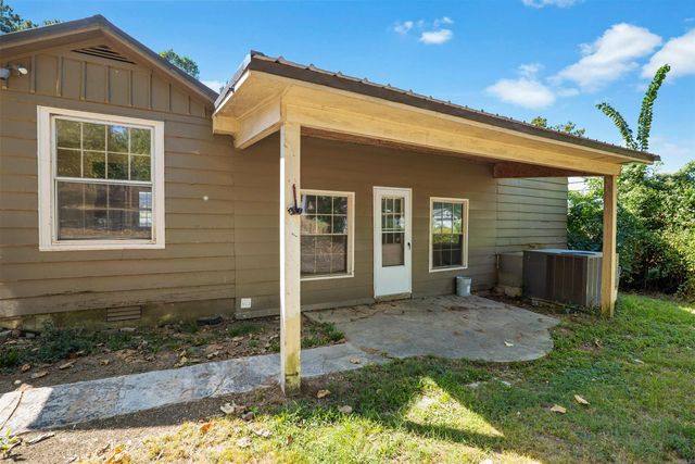 106 W Collage Street, Jonesboro, AR 72401