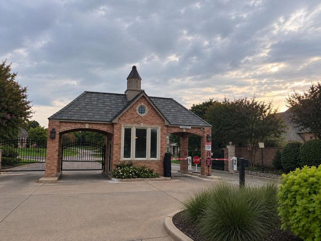 801 Huntington Court, Southlake, TX 76092
