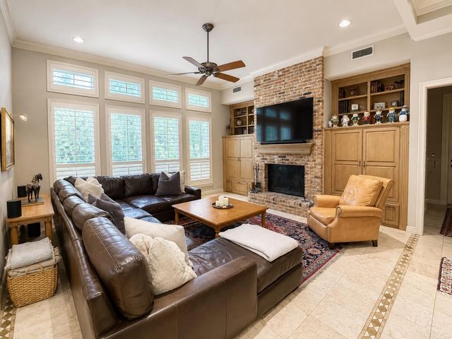 801 Huntington Court, Southlake, TX 76092