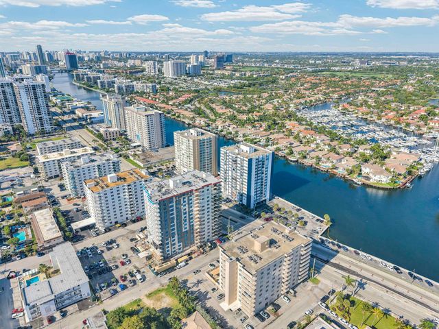 1400 S Ocean Drive 1702, Hollywood, FL 33019