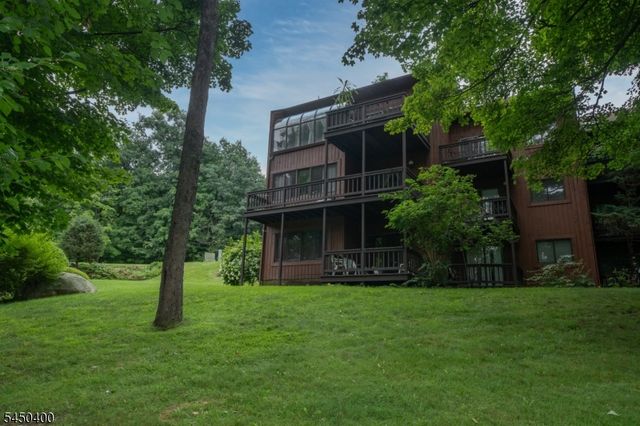 4 Augusta Dr 2, Vernon Twp., NJ 07462