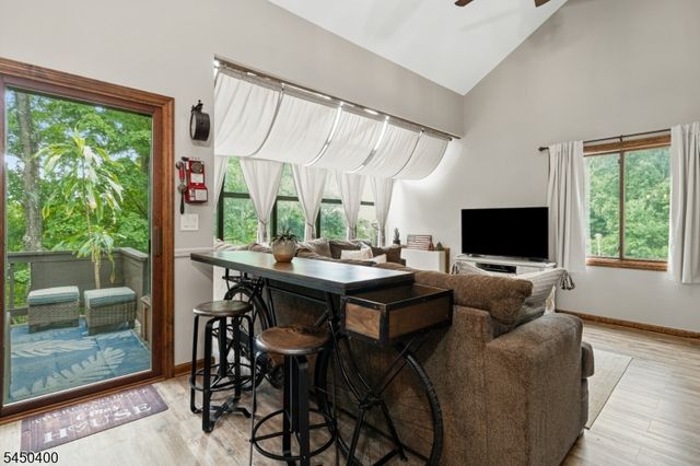 4 Augusta Dr 2, Vernon Twp., NJ 07462
