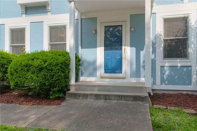 8209 Bell Road, Lenexa, KS 66219