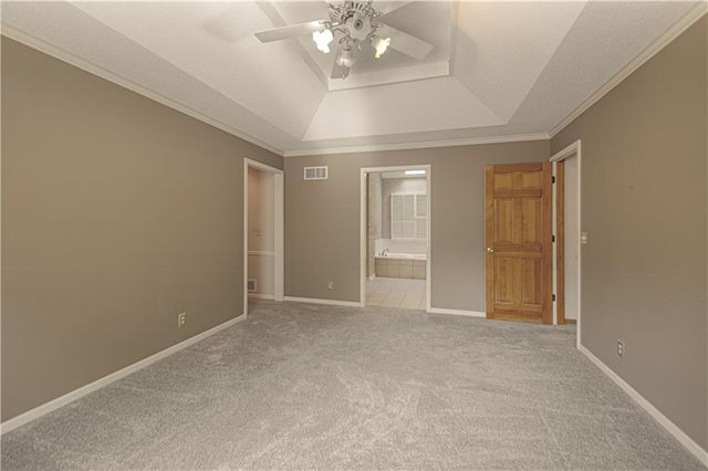8209 Bell Road, Lenexa, KS 66219