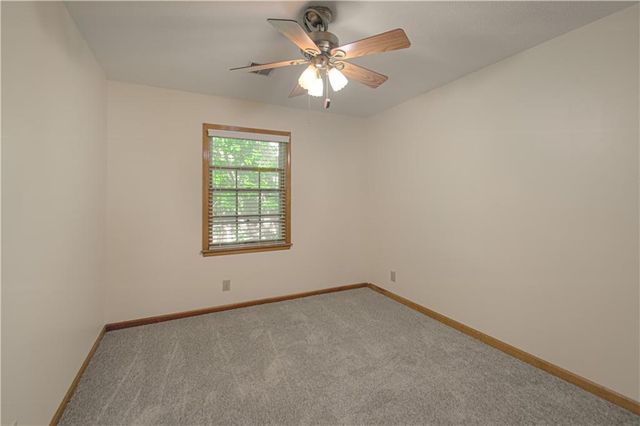 8209 Bell Road, Lenexa, KS 66219