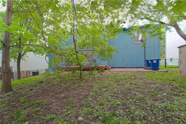 8209 Bell Road, Lenexa, KS 66219