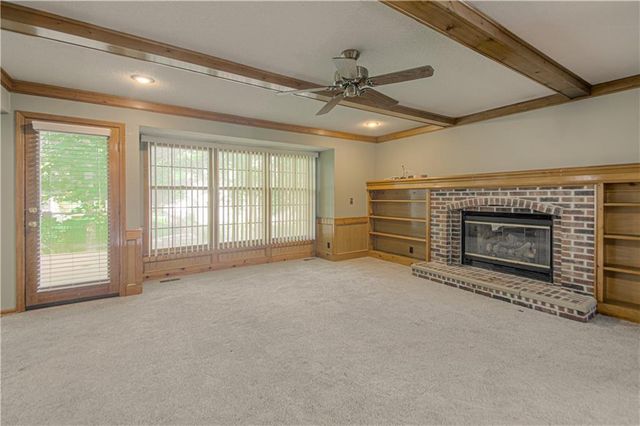 8209 Bell Road, Lenexa, KS 66219