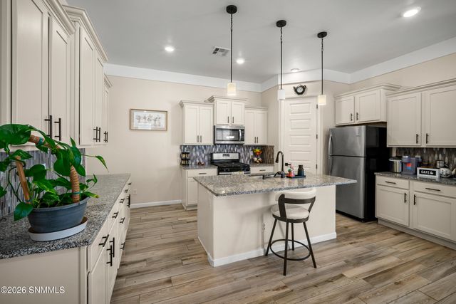 1951 Calle De Fuerte Road, Las Cruces, NM 88011