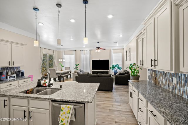 1951 Calle De Fuerte Road, Las Cruces, NM 88011