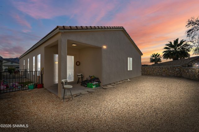 1951 Calle De Fuerte Road, Las Cruces, NM 88011