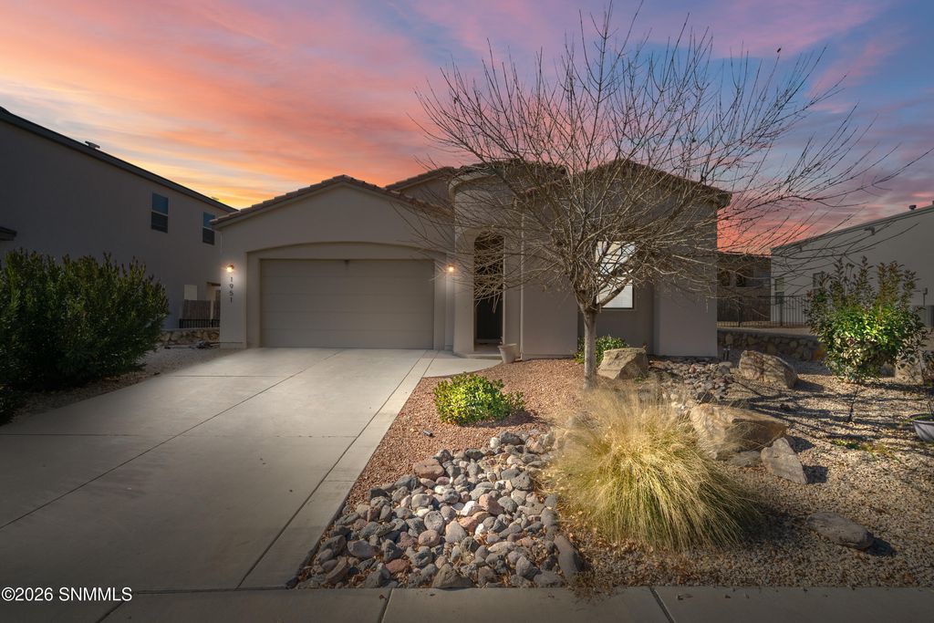 1951 Calle De Fuerte Road, Las Cruces, NM 88011
