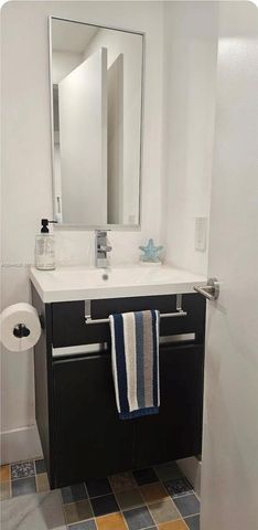 144 NW 7th Avenue 2, Dania Beach, FL 33004