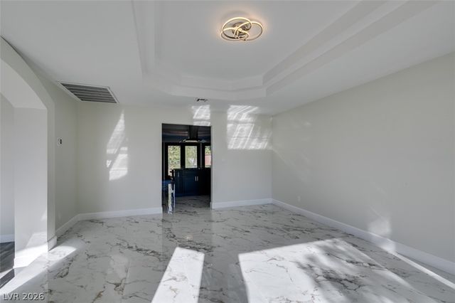 7040 OBANNON Drive, Las Vegas, NV 89117