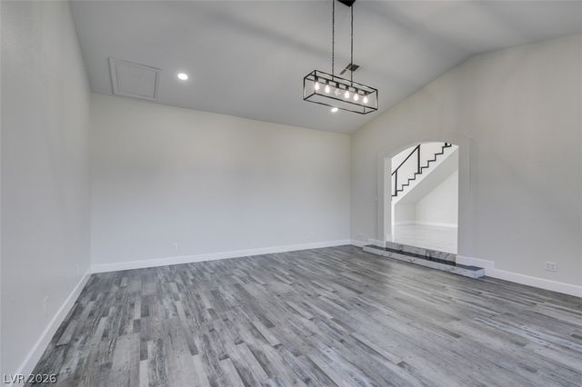 7040 OBANNON Drive, Las Vegas, NV 89117
