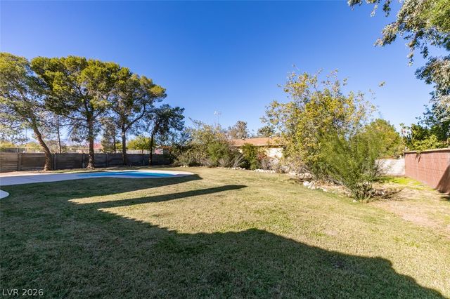 7040 OBANNON Drive, Las Vegas, NV 89117
