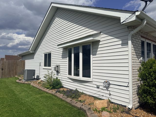 1610 Beech Drive, Crown Point, IN 46307