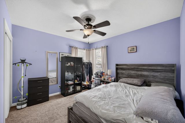 2306 48th Place, Des Moines, IA 50310