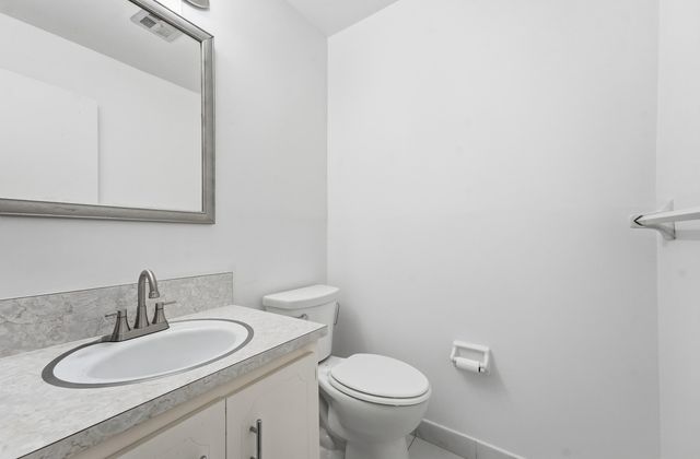 355 Main Boulevard C, Boynton Beach, FL 33435