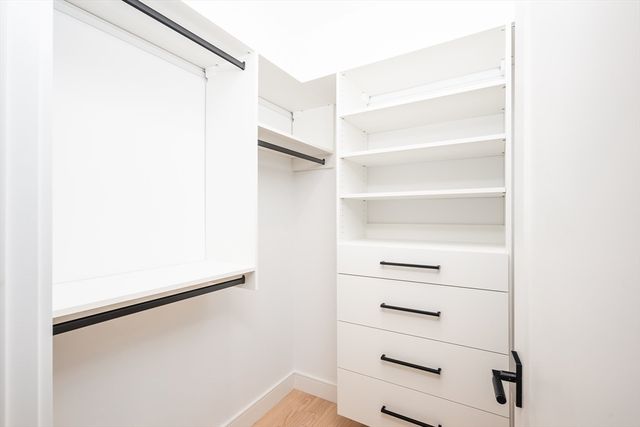 129 Withington Rd 129, Newton, MA 02460