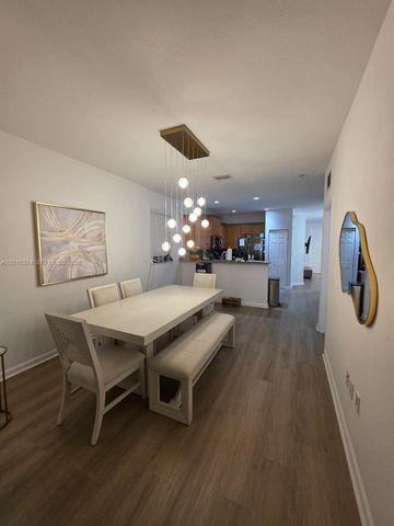 8681 NW 98th Avenue 8681, Doral, FL 33178