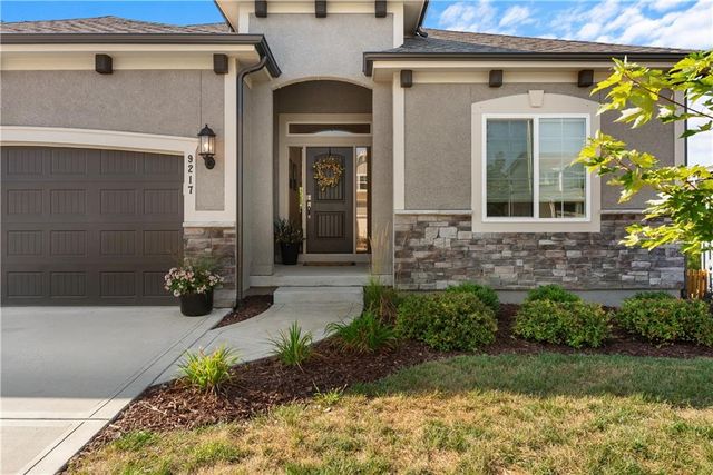 9217 NE 110th Terrace, Kansas City, MO 64157